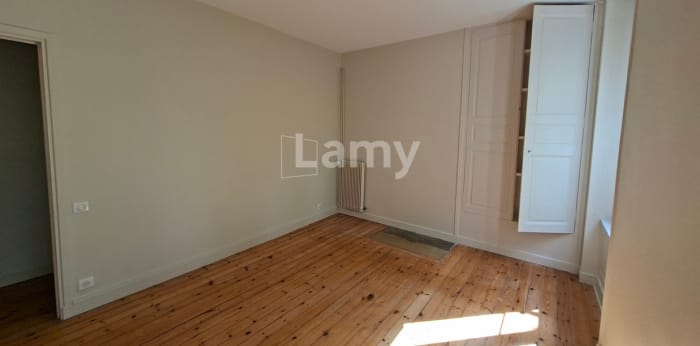 Image 7 sur 7 - Appartement  ·  Location · Clermont Ferrand (63000) · 3 pièces · 74m²