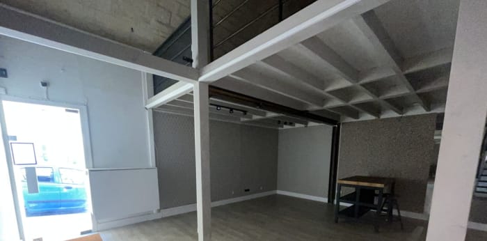 Image 3 sur 11 - Local  ·  Location · Chantilly (60500) · 85m²