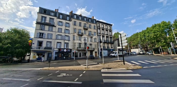 Image 1 sur 9 - Appartement  ·  Location · Clermont Ferrand (63000) · 1 pièce · 34m²