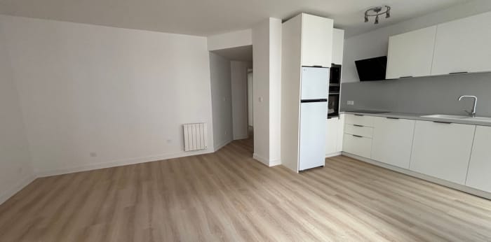 Image 1 sur 13 - Appartement  ·  Location · Lyon (69003) · 3 pièces · 62m²
