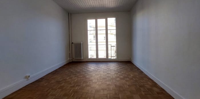 Image 8 sur 9 - Appartement  ·  Location · Limoges (87000) · 2 pièces · 43m²