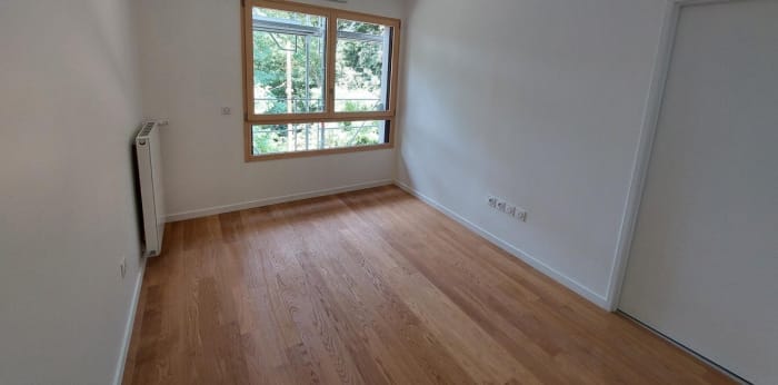 Image 5 sur 11 - Appartement  ·  Location · Chambery (73000) · 5 pièces · 108m²