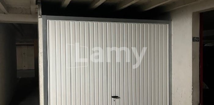 Image 3 sur 4 - Parking/box  ·  Location · Paris (75018) · 1m²