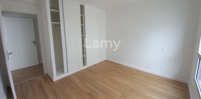 Image 11 sur 14 - Appartement  ·  Location · Chenove (21300) · 3 pièces · 75m²