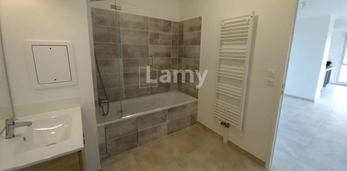 Image 15 sur 20 - Appartement  ·  Location · Chenove (21300) · 3 pièces · 66m²