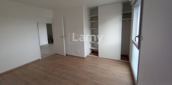 Image 8 sur 19 - Appartement  ·  Location · Chenove (21300) · 3 pièces · 66m²