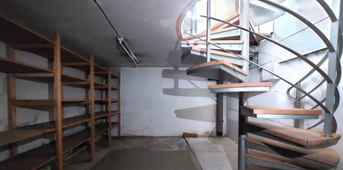 Image 2 sur 12 - Local  ·  Location · Limoges (87000) · 108m²