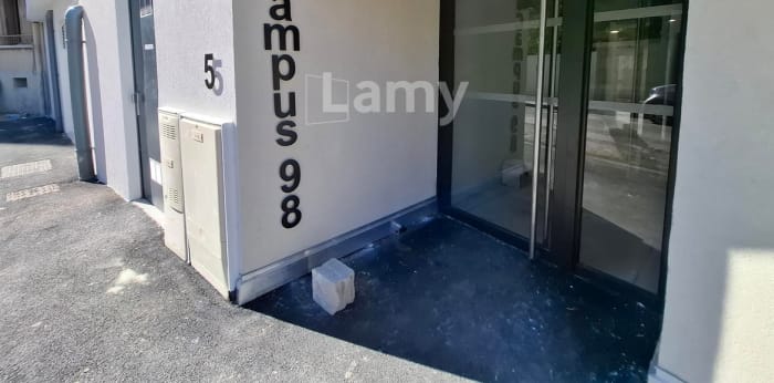 Image 9 sur 10 - Appartement  ·  Location · Marseille (13010) · 1 pièce · 31m²
