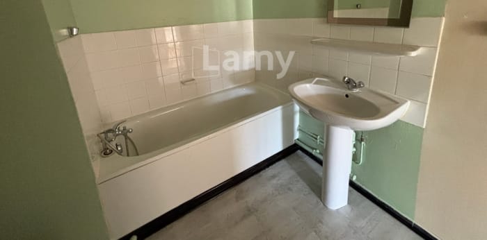 Image 10 sur 12 - Appartement  ·  Location · Dijon (21000) · 2 pièces · 46m²