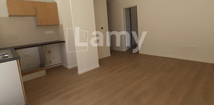 Image 8 sur 15 - Appartement  ·  Location · Etampes (91150) · 2 pièces · 42m²