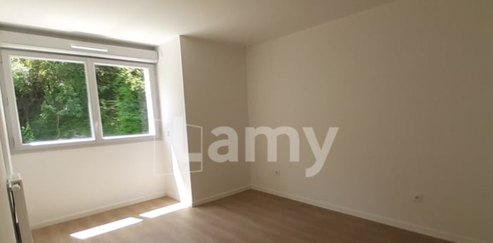 Image 6 sur 16 - Appartement  ·  Location · Etampes (91150) · 3 pièces · 66m²