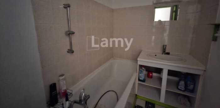 Image 4 sur 5 - Appartement  ·  Location · Clermont Ferrand (63000) · 1 pièce · 32m²