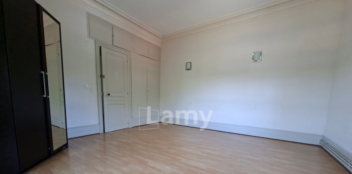 Image 5 sur 7 - Appartement  ·  Location · L Isle Sur Le Doubs (25250) · 3 pièces · 118m²