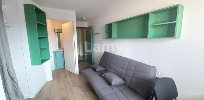 Image 2 sur 8 - Appartement  ·  Location · Chambery (73000) · 1 pièce · 19m²