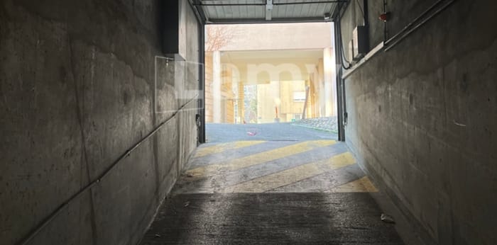 Image 4 sur 5 - Parking/box  ·  Location · Lyon (69003) · 9m²