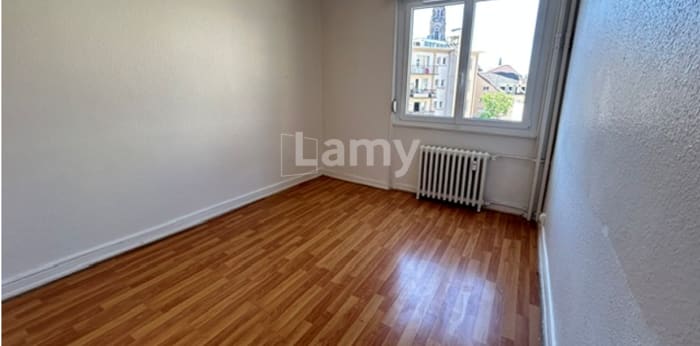 Image 6 sur 9 - Appartement  ·  Location · Mulhouse (68100) · 4 pièces · 87m²