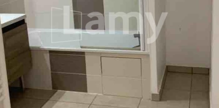 Image 7 sur 8 - Appartement  ·  Location · Villeurbanne (69100) · 3 pièces · 72m²