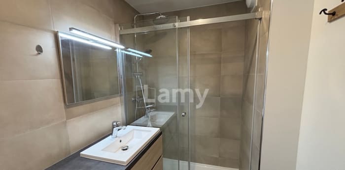 Image 6 sur 10 - Appartement  ·  Location · St Germain En Laye (78100) · 2 pièces · 42m²