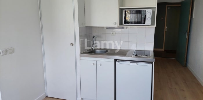 Image 1 sur 8 - Appartement  ·  Location · Cergy (95000) · 1 pièce · 23m²