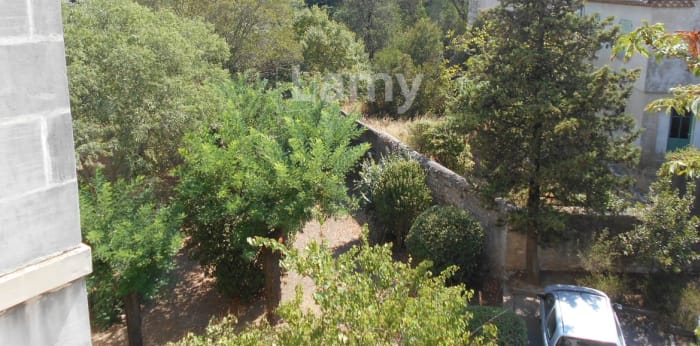 Image 9 sur 15 - Appartement  ·  Location · Nimes (30000) · 4 pièces · 75m²