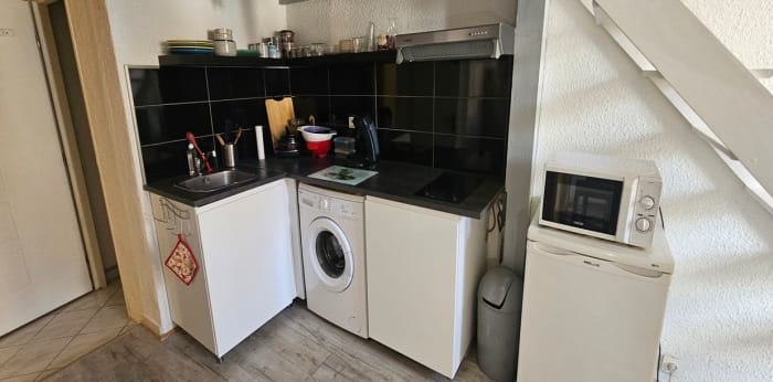 Image 4 sur 9 - Appartement  ·  Location · Aix En Provence (13100) · 1 pièce · 26m²