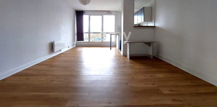 Image 2 sur 9 - Appartement  ·  Location · Limoges (87100) · 1 pièce · 38m²