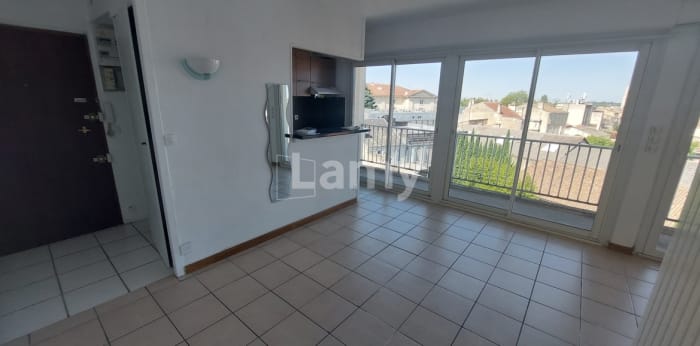Image 6 sur 11 - Appartement  ·  Location · Libourne (33500) · 1 pièce · 31m²