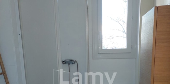 Image 17 sur 18 - Appartement  ·  Location · Digne Les Bains (04000) · 1 pièce · 24m²