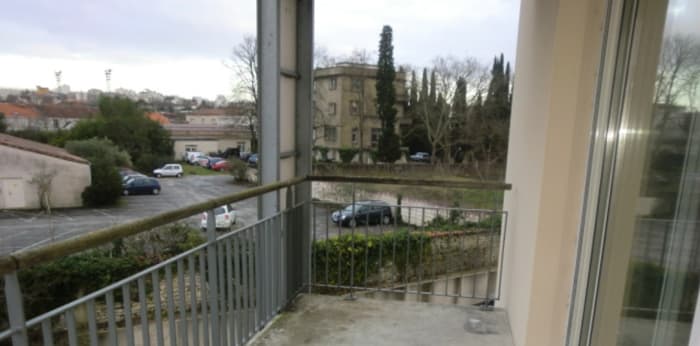 Image 2 sur 3 - Appartement  ·  Location · Angouleme (16000) · 2 pièces · 47m²