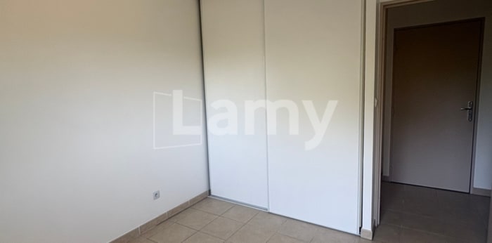 Image 3 sur 8 - Appartement  ·  Location · Avignon (84140) · 3 pièces · 65m²