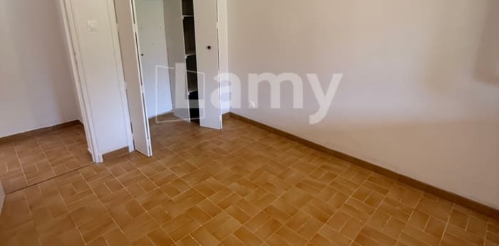 Image 4 sur 18 - Maison/villa  ·  Location · La Fare Les Oliviers (13580) · 3 pièces · 85m²