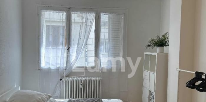 Image 2 sur 8 - Appartement  ·  Location · Lyon (69006) · 1 pièce · 32m²
