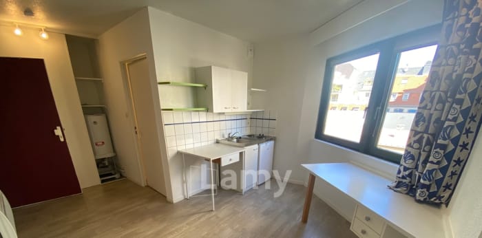 Image 1 sur 10 - Appartement  ·  Location · Strasbourg (67000) · 1 pièce · 18m²