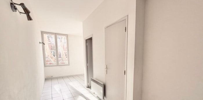 Image 5 sur 6 - Appartement  ·  Location · Aix En Provence (13100) · 1 pièce · 21m²