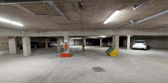 Image 1 sur 5 - Parking/box  ·  Location · Vandoeuvre Les Nancy (54500) · 5m²