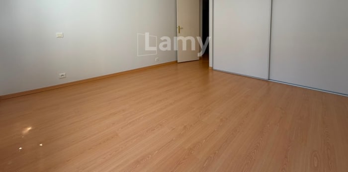 Image 5 sur 10 - Appartement  ·  Location · Annecy (74000) · 4 pièces · 85m²