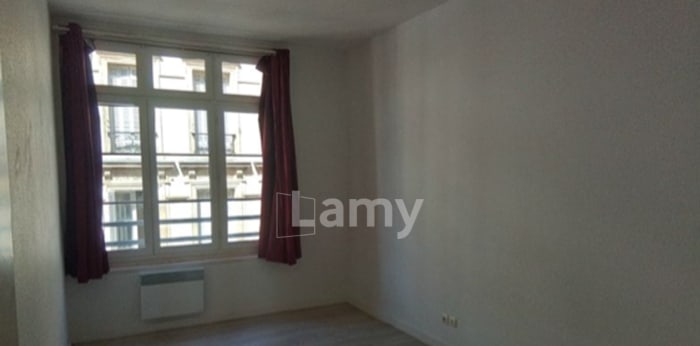 Image 2 sur 5 - Appartement  ·  Location · Bordeaux (33000) · 2 pièces · 54m²