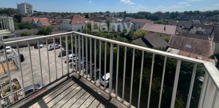 Image 13 sur 24 - Appartement  ·  Location · Dijon (21000) · 3 pièces · 71m²