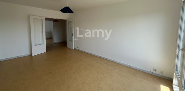 Image 3 sur 24 - Appartement  ·  Location · Dijon (21000) · 3 pièces · 71m²