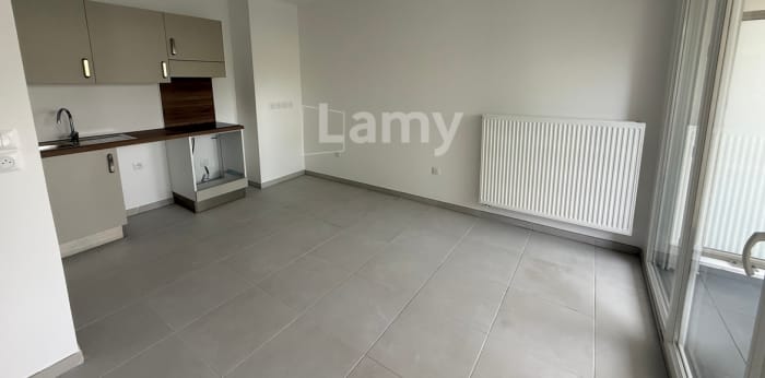 Image 9 sur 10 - Appartement  ·  Location · Cavaillon (84300) · 2 pièces · 41m²