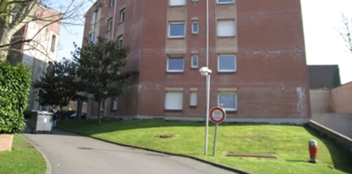 Image 1 sur 2 - Parking/box  ·  Location · Lille (59800) · 5m²
