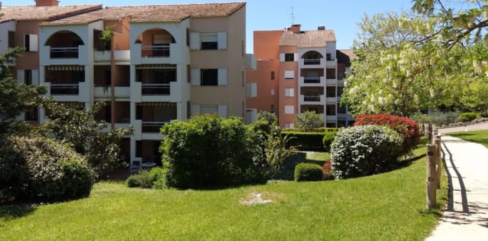 Image 9 sur 16 - Appartement  ·  Location · Aix En Provence (13100) · 1 pièce · 37m²