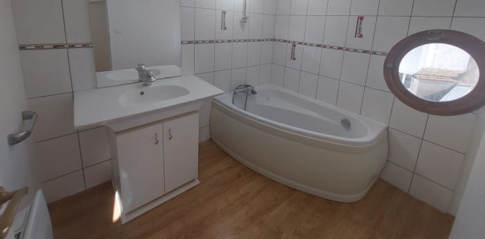 Image 3 sur 6 - Appartement  ·  Location · Libourne (33500) · 3 pièces · 98m²