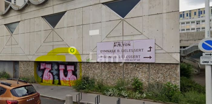 Image 2 sur 2 - Parking/box  ·  Location · Lyon 07 (69007) · 10m²