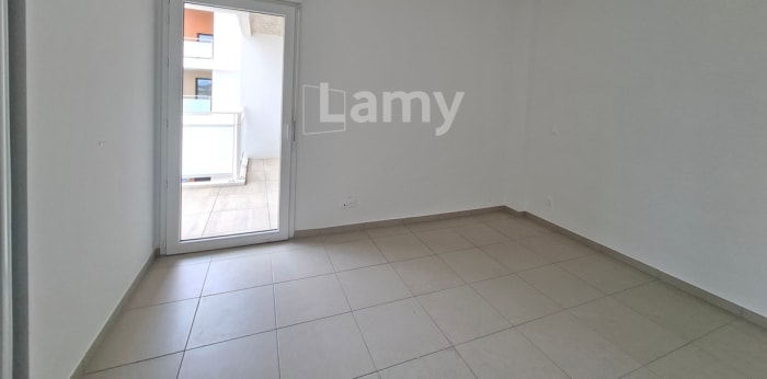 Image 5 sur 7 - Appartement  ·  Location · Lunel (34400) · 3 pièces · 69m²