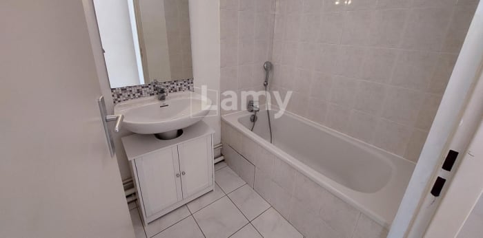 Image 8 sur 15 - Appartement  ·  Location · Grenoble (38100) · 2 pièces · 41m²