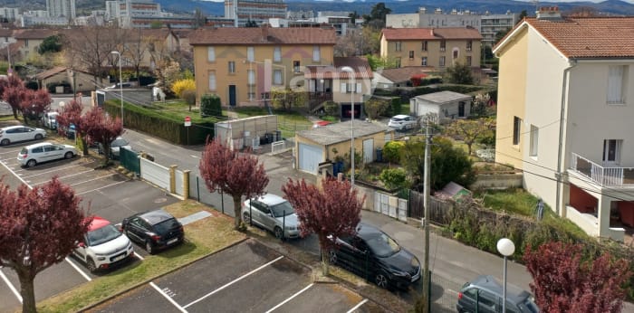 Image 4 sur 7 - Appartement  ·  Location · Clermont Ferrand (63000) · 1 pièce · 19m²