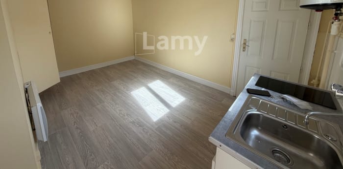 Image 1 sur 10 - Appartement  ·  Location · Chantilly (60500) · 1 pièce · 31m²