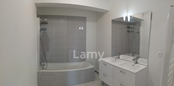 Image 8 sur 11 - Appartement  ·  Location · Nancy (54000) · 4 pièces · 85m²