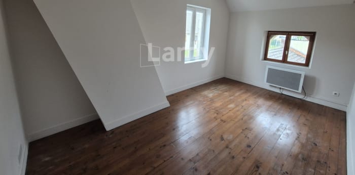 Image 12 sur 15 - Appartement  ·  Location · Pimprez (60170) · 3 pièces · 98m²